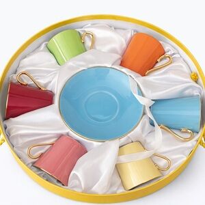 Vintage Classic Coffee and Tea Set. 6 cups and saucers, in beautiful colors.